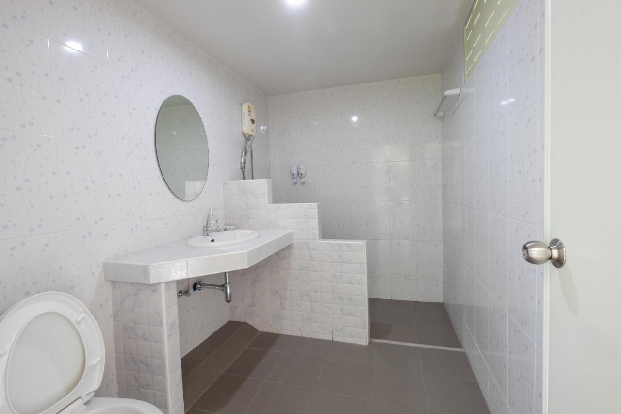 Feel Like Home แบบบ้านบ้าน Talat Amphoe Nakhon Chai Si Luaran gambar